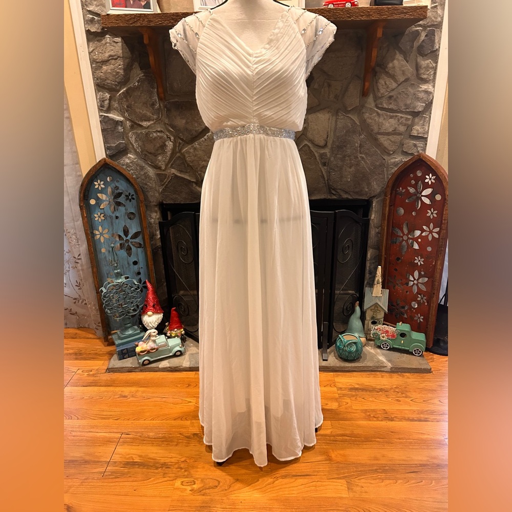 Elegant White Evening Gown formal or wedding dress